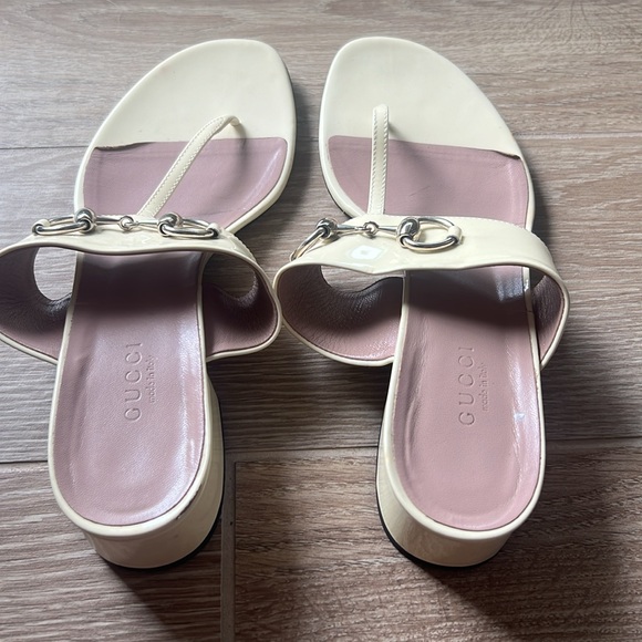 Gucci Horsebit Accent Patent Leather Slides - Picture 5 of 5